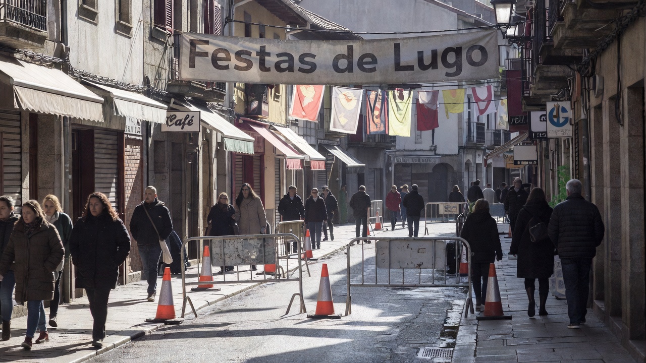 Concello presenta plan especial para restrinxir velocidade e circulación en 31 rúas do centro durante as festas de Lugo