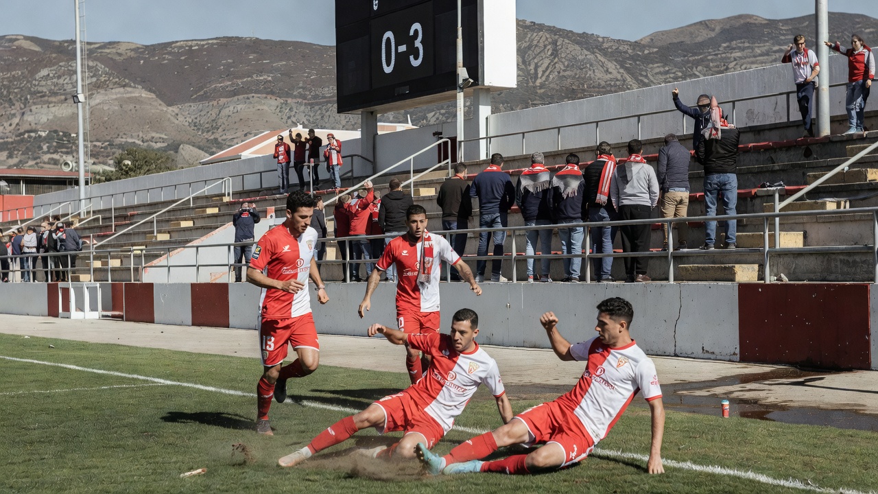 UD Ourense sofre unha derrota contundente diante UD Logroñés (0-3) no seu terceiro partido de liga