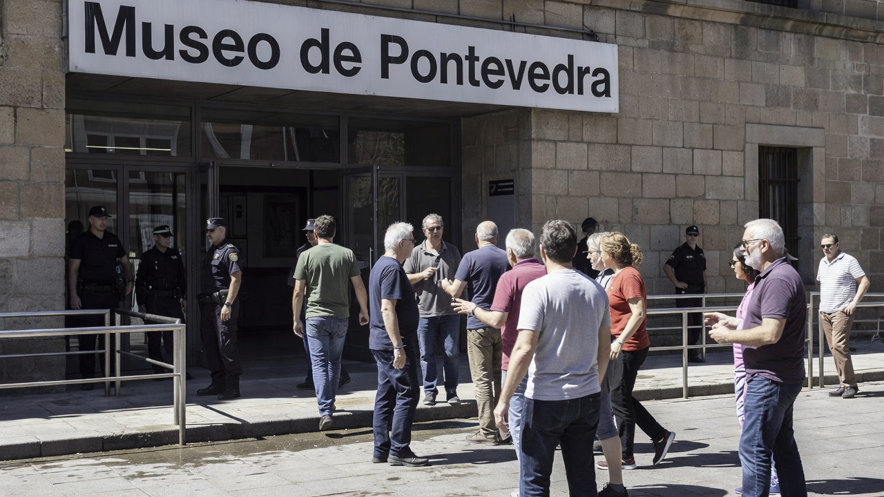 Retíranse por seguridade no Museo de Pontevedra os Tesoros de Caldas e Agolada, máximo conxunto de ouro da prehistoria europea